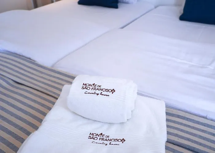 Monte De Sao Francisco Aldeia de Vale Maceiras